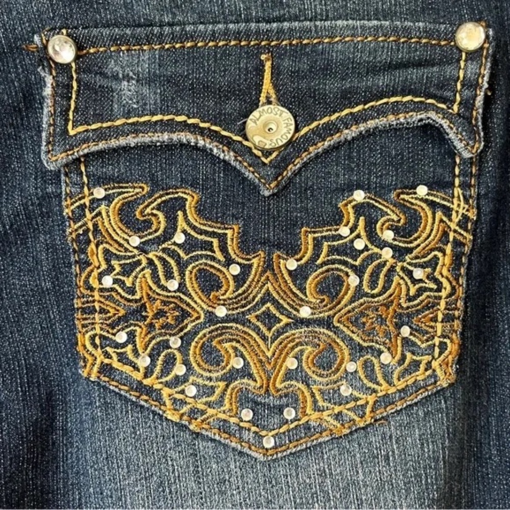 Almost Famous Jeans Distressed Rhinestone Bootcut Dark Wash Size 20 - Picture 5 of 11